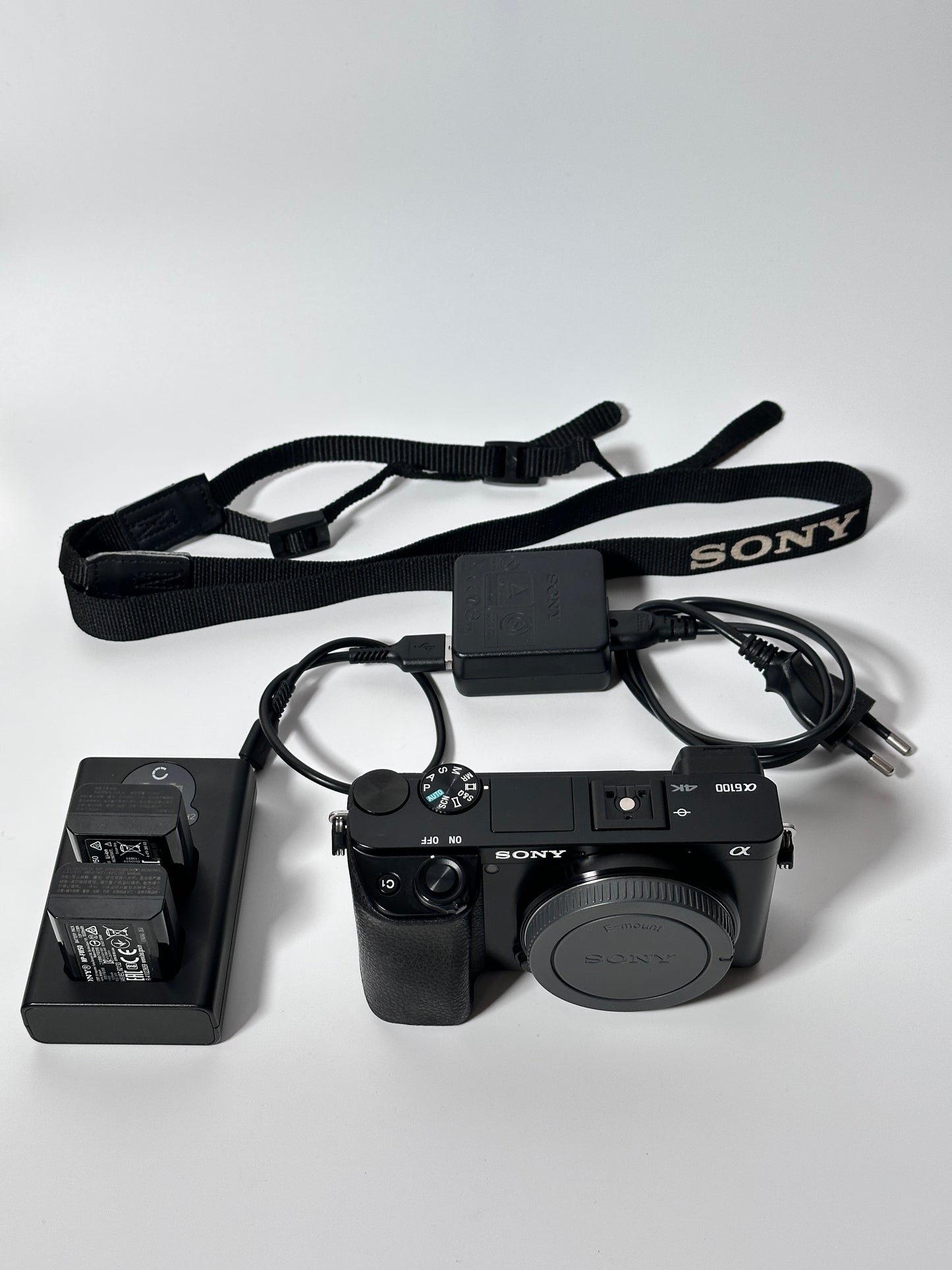 Sony A6100 – Câmara Mirrorless APS-C 4K