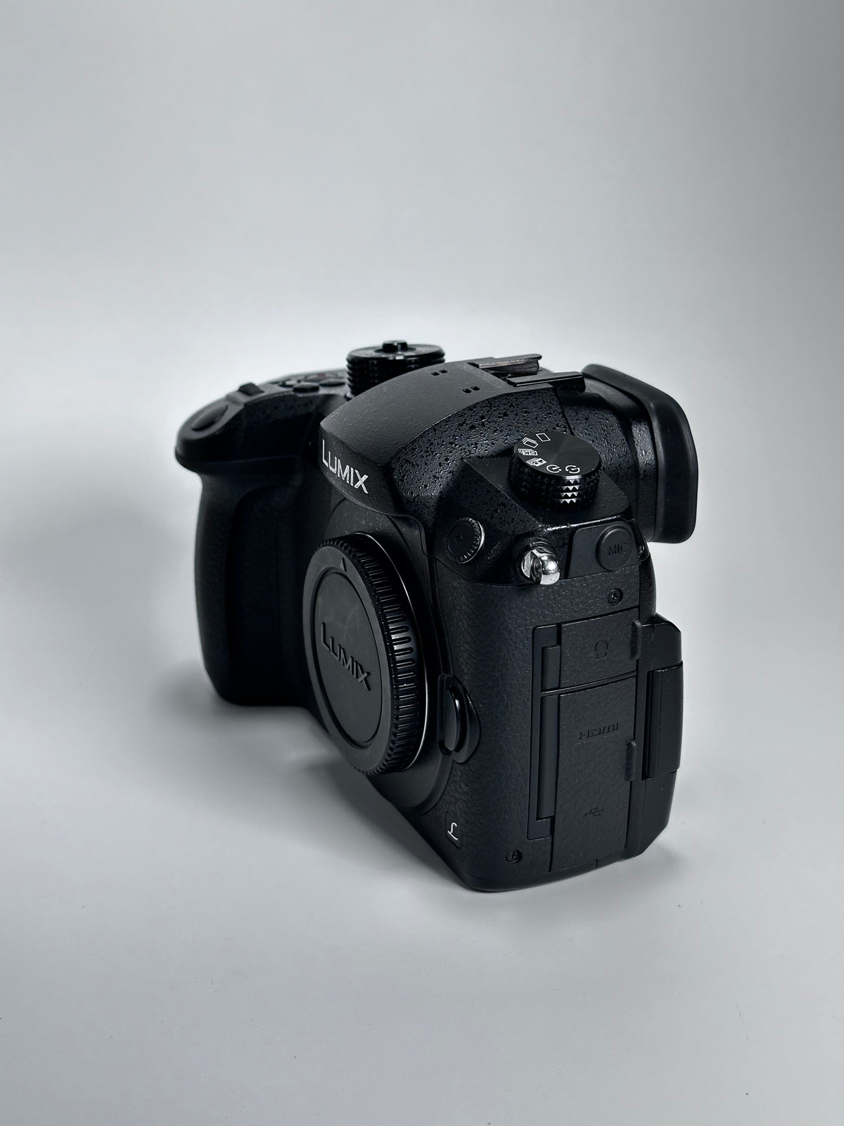 Panasonic Lumix GH5 – Câmara Mirrorless Micro Four Thirds