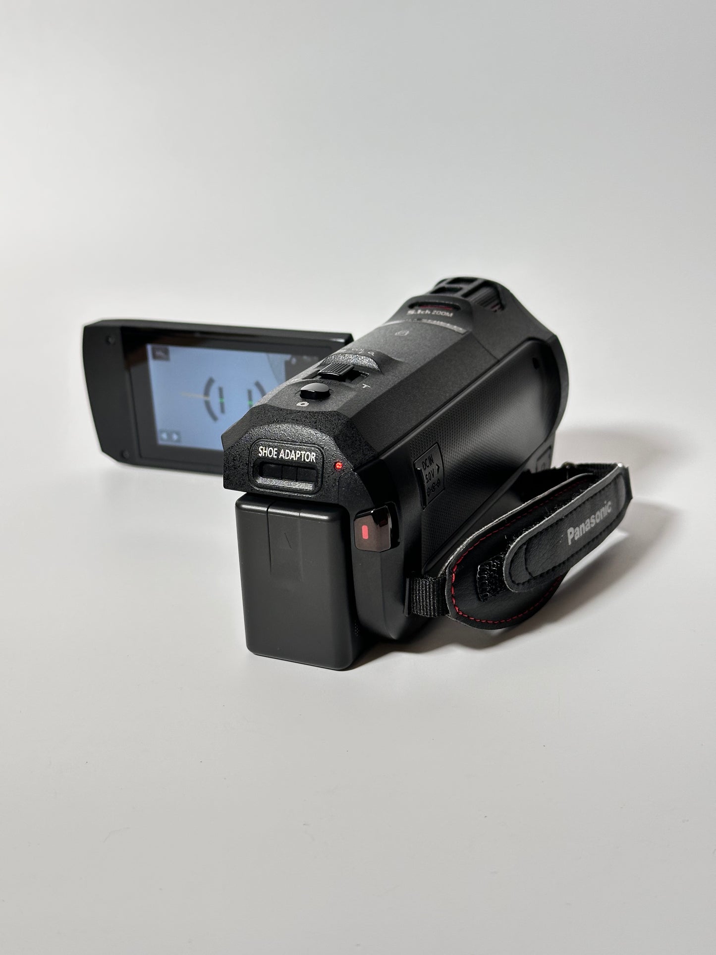 Panasonic HC-VX870 – 4K Video Camera