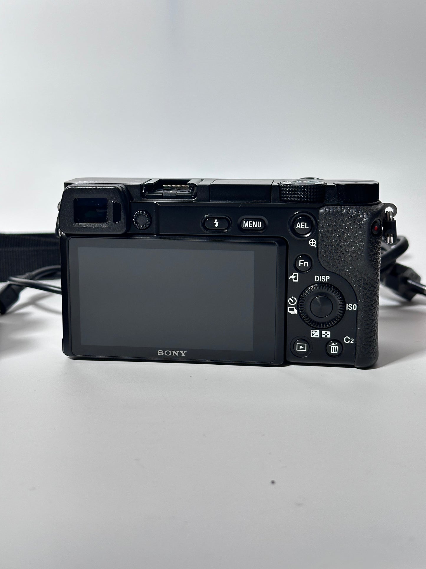Sony A6100 – Câmara Mirrorless APS-C 4K