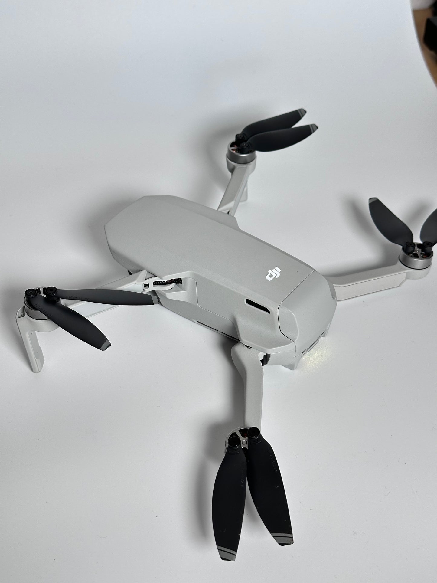 DJI Mavic Mini Fly More Combo – Drone Ultra Compacto