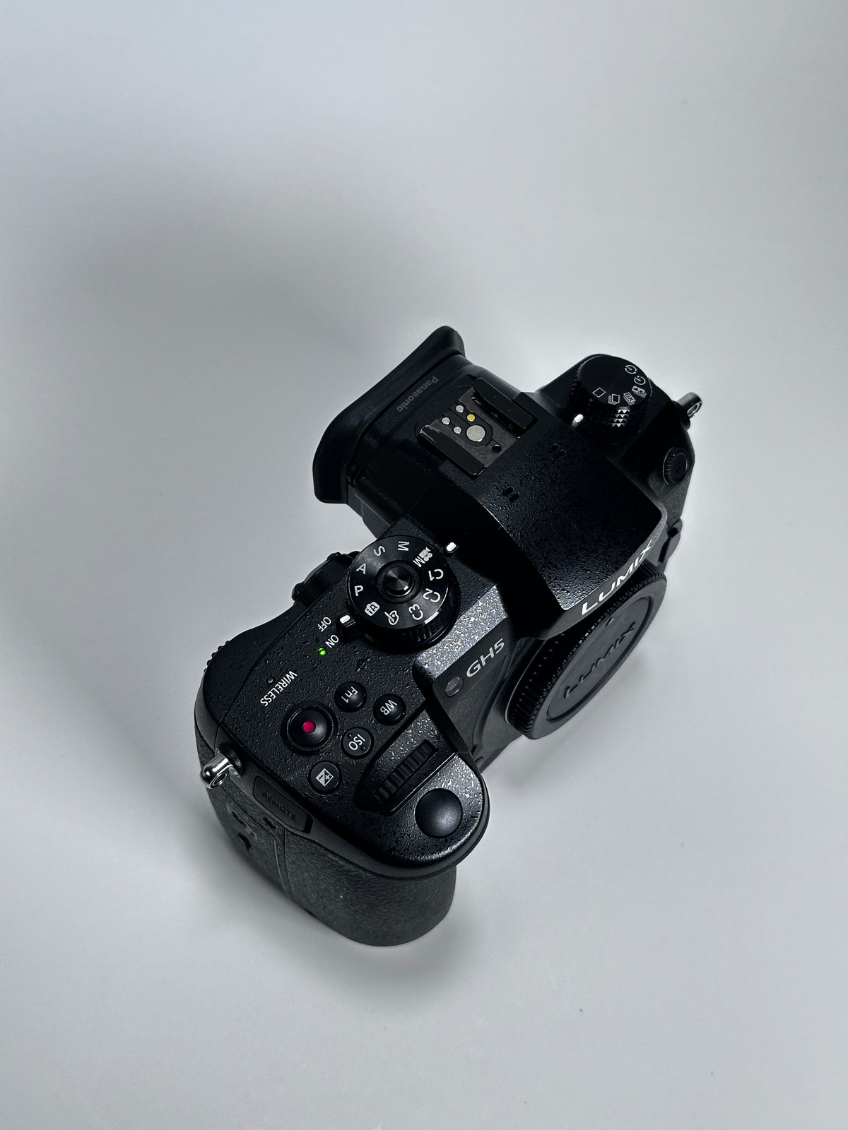 Panasonic Lumix GH5 – Câmara Mirrorless Micro Four Thirds