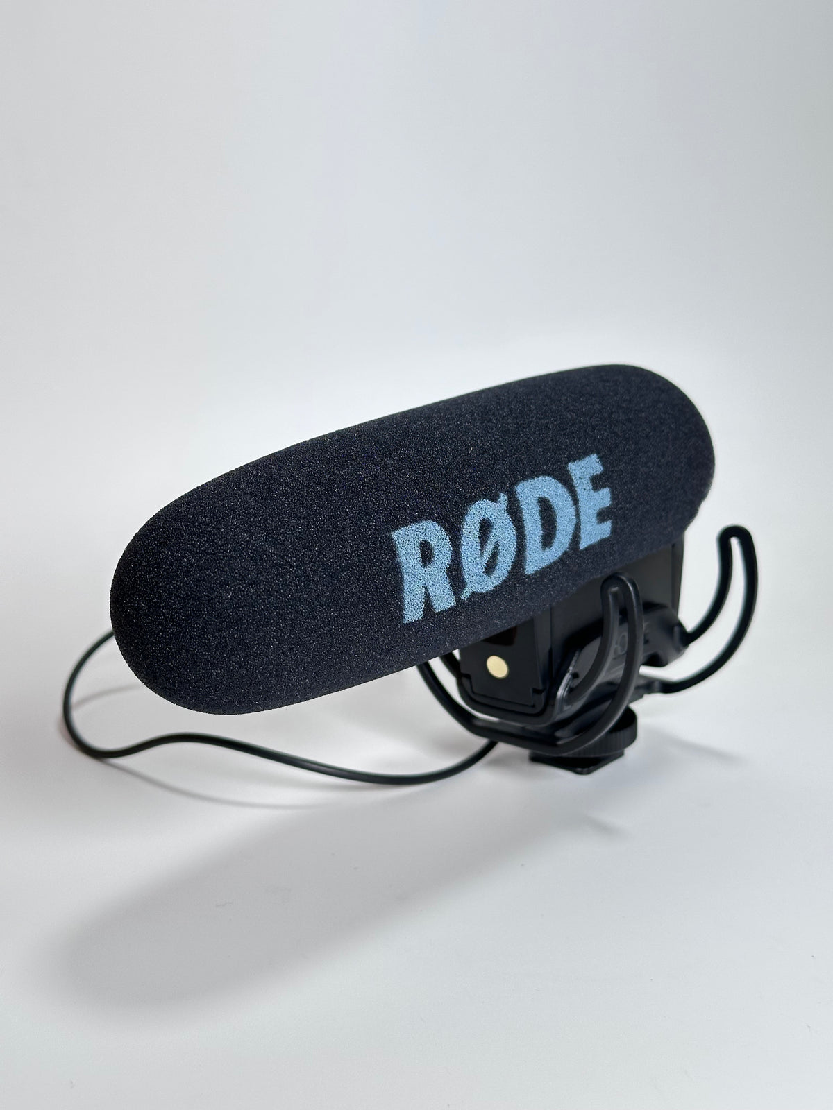 RØDE VideoMic Pro – Microfone Shotgun para Câmara