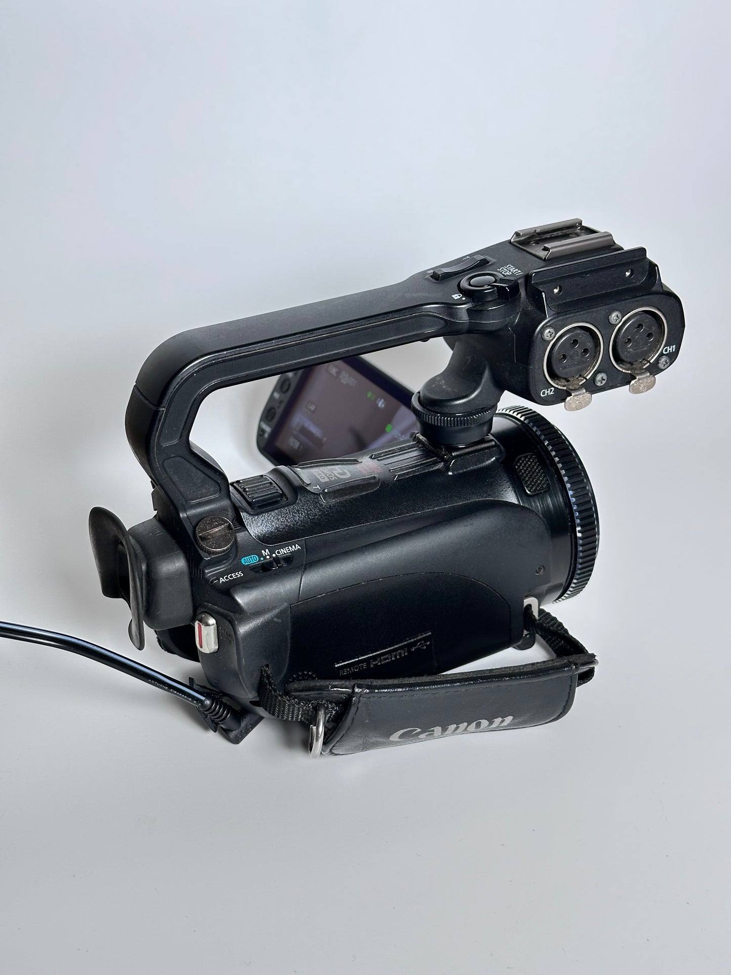 Canon XA10 – Câmara de Vídeo Profissional Full HD