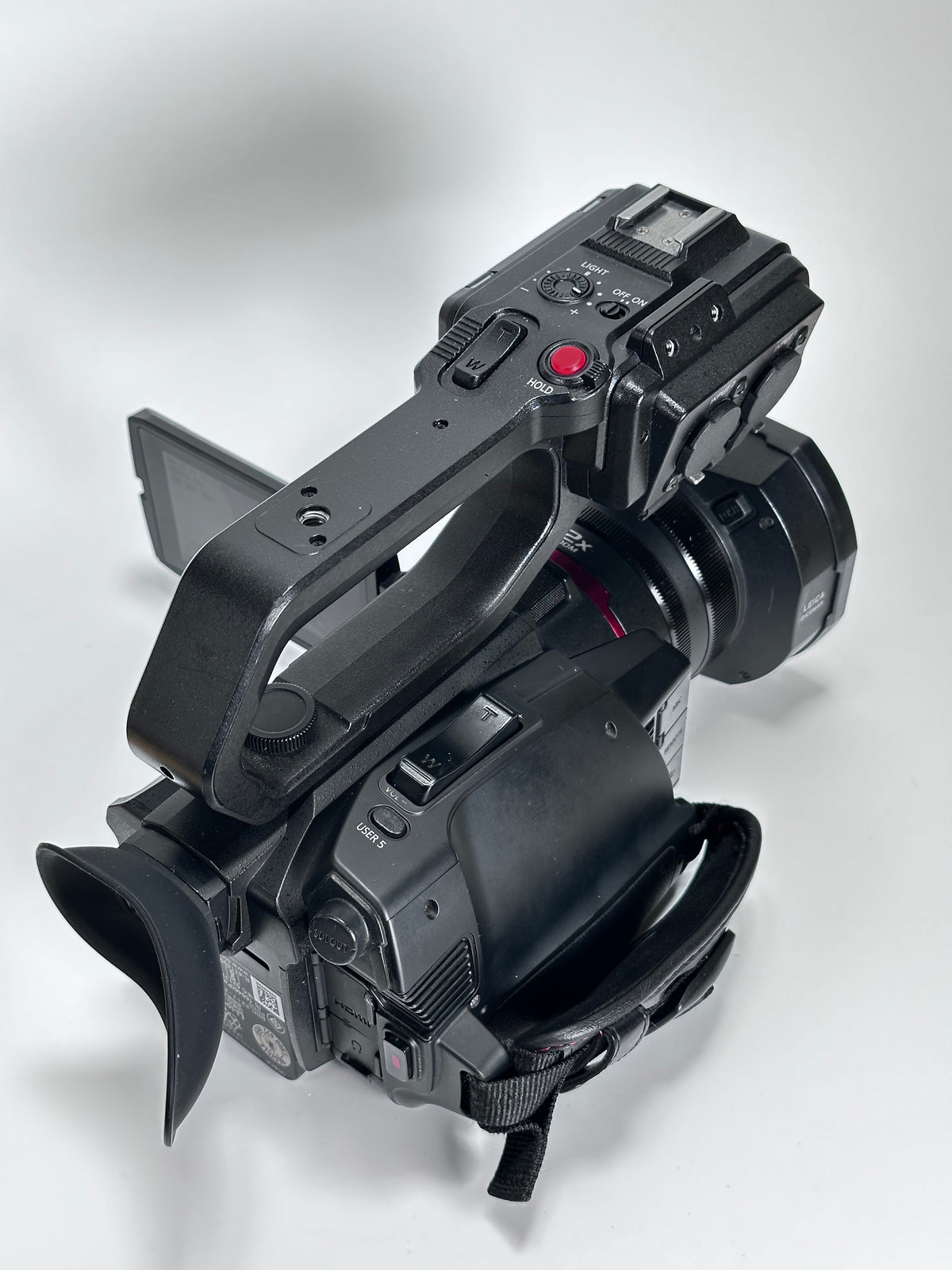 Panasonic HC-X2000 – Câmara de Vídeo Profissional 4K