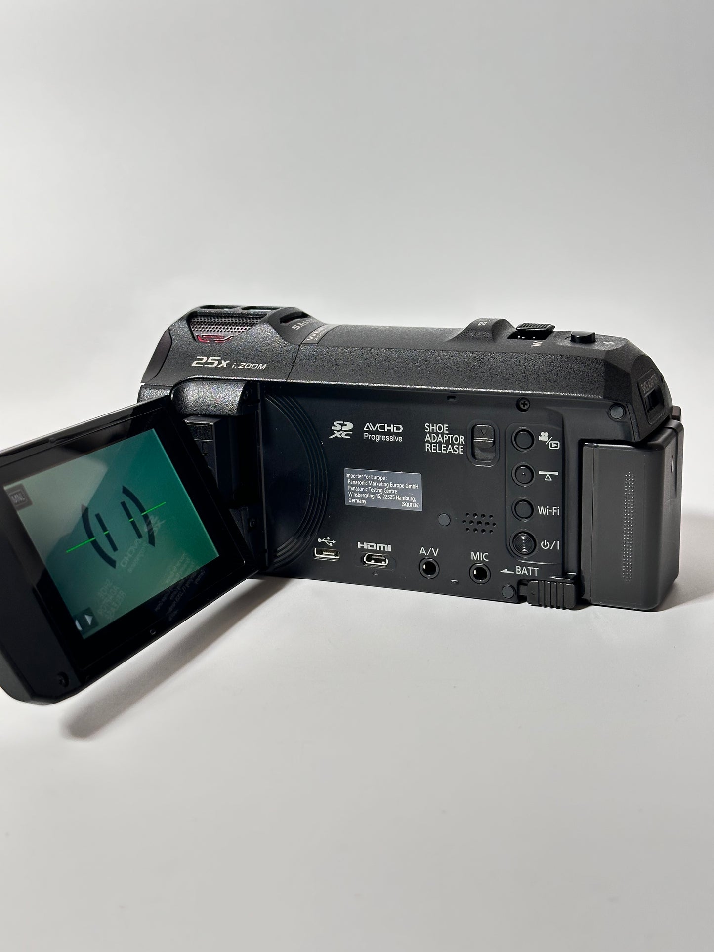 Panasonic HC-VX870 – 4K Video Camera
