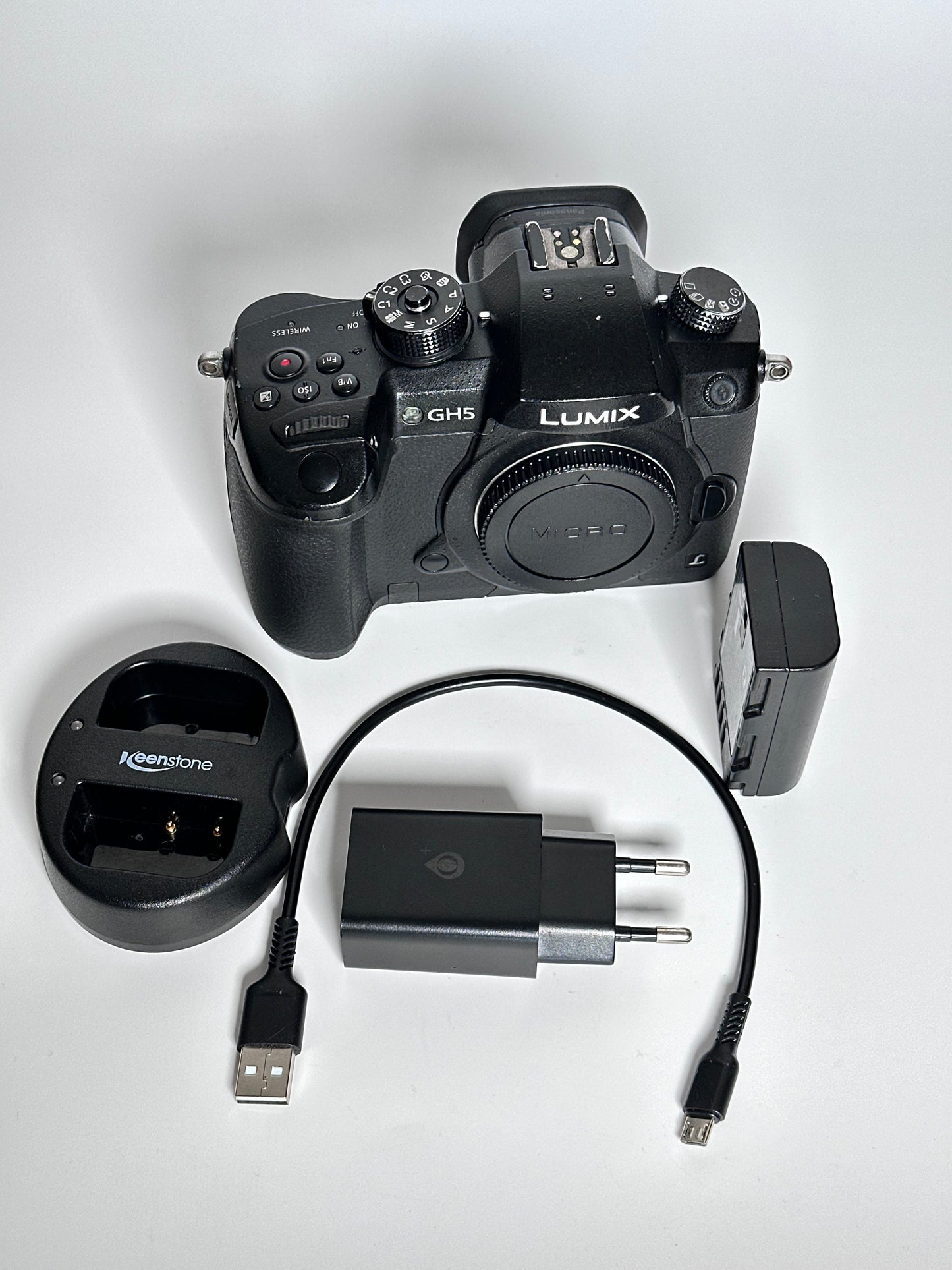 Panasonic Lumix GH5 – Câmara Mirrorless 4K Micro Four Thirds