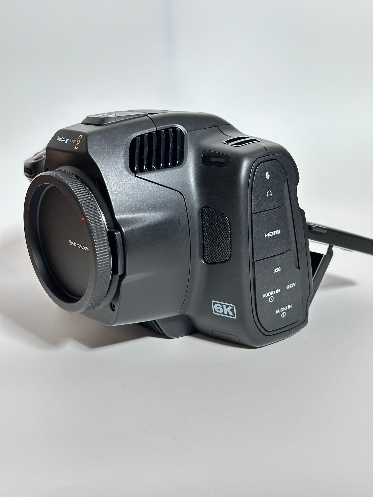 Blackmagic Pocket Cinema Camera 6K Pro – Cinema Camera Digital