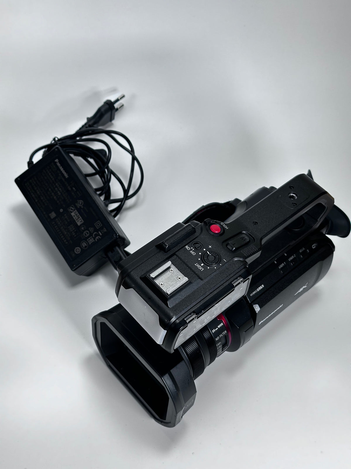 Panasonic HC-X2000 – Câmara de Vídeo Profissional 4K